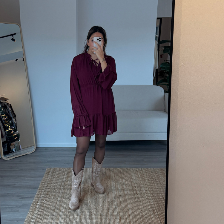 Kleid Onesize 34–42| Feminines Stufenkleid in Bordeaux – Bild 2
