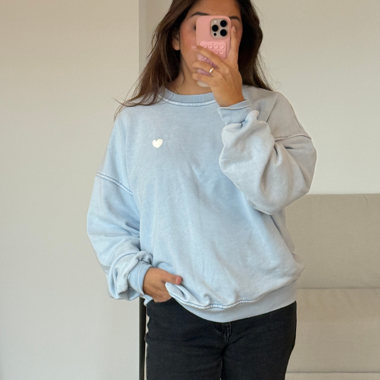 Sweatshirt „Little Heart“ – Blau (Onesize 34–42) – Bild 3