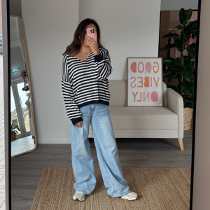 Feinstrick Gestreifter Pullover Blau